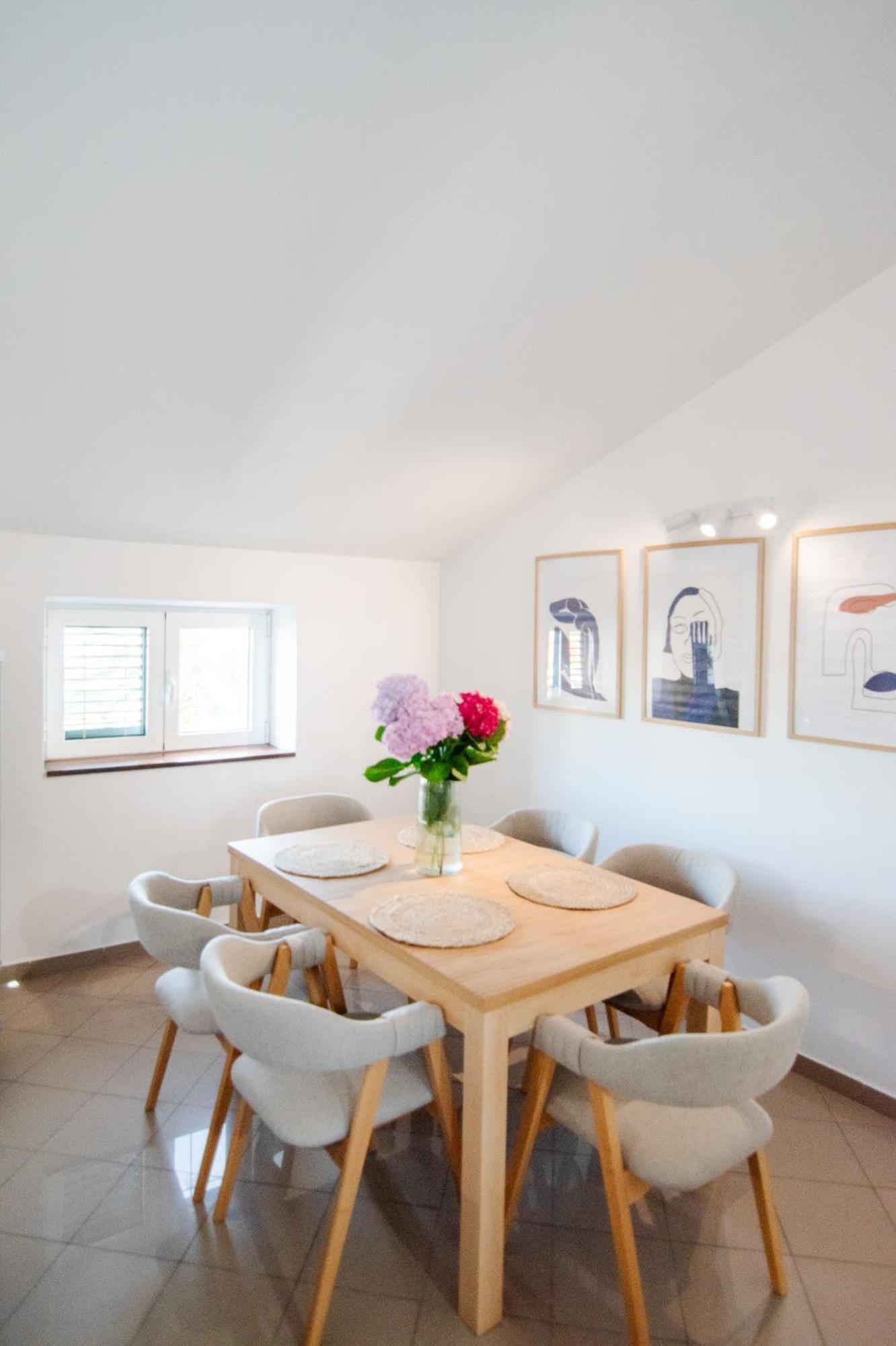 City Center Apartments Tivat Bagian luar foto